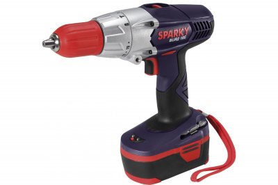 Акк дрель-шуруповерт ударная SPARKY BUR2 18E (Ni-Cd; 18В; 2 АКБ; 2, 0Ач; 40Нм; 2, 3кг; кейс)
