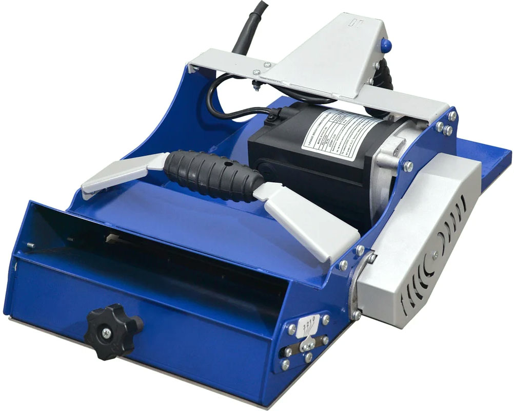 р б